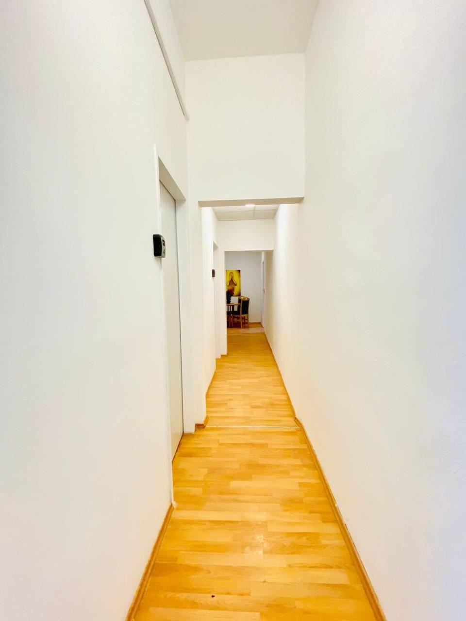Comfortable Room In The 23Rd District Of Vienna Fr4 Exteriér fotografie